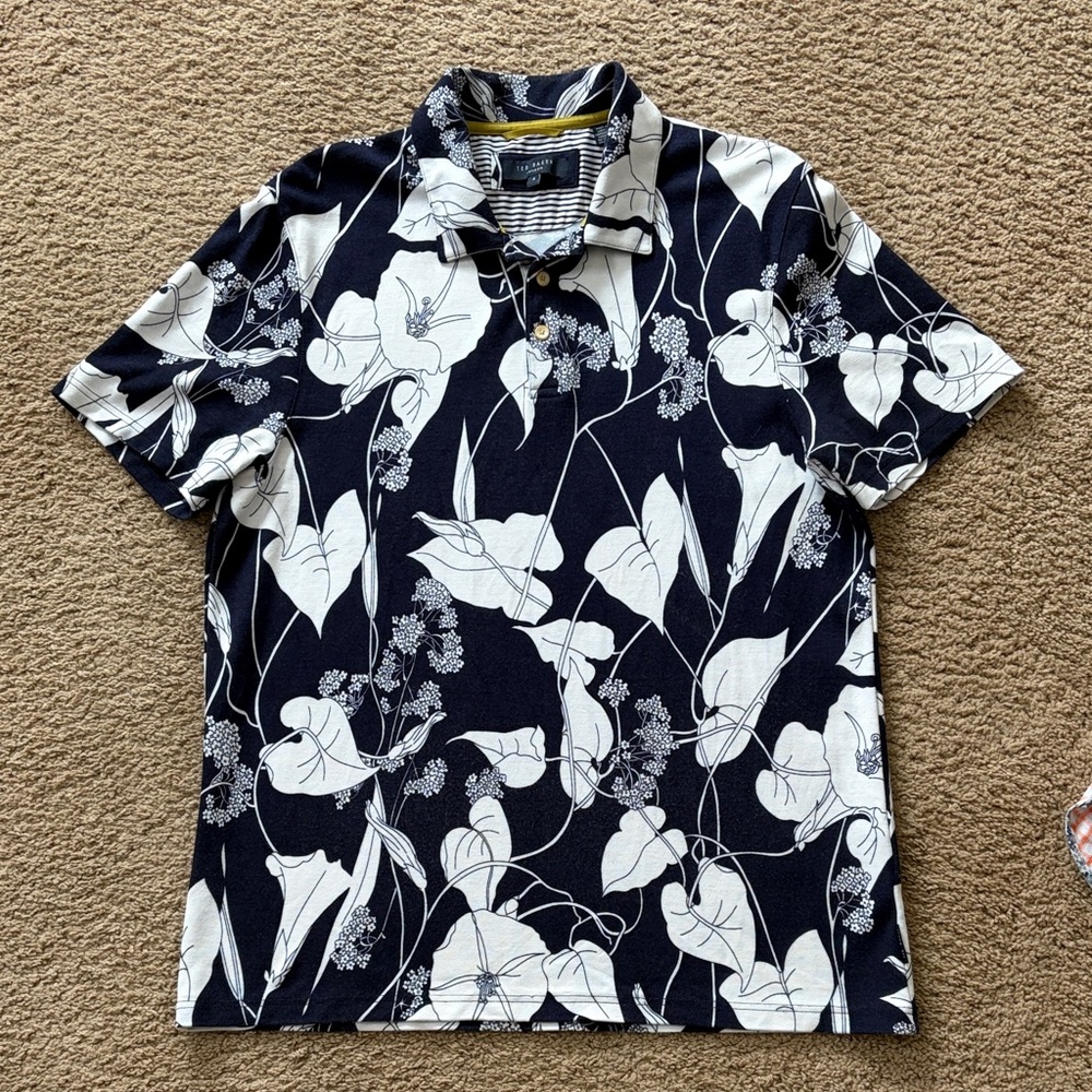 Ted Baker Navy White Floral pattern polo shirt sz.4